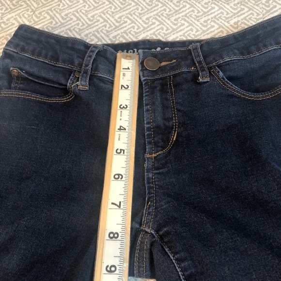 Articles of Society Skinny Frayed Hem 26 - Picture 8 of 10